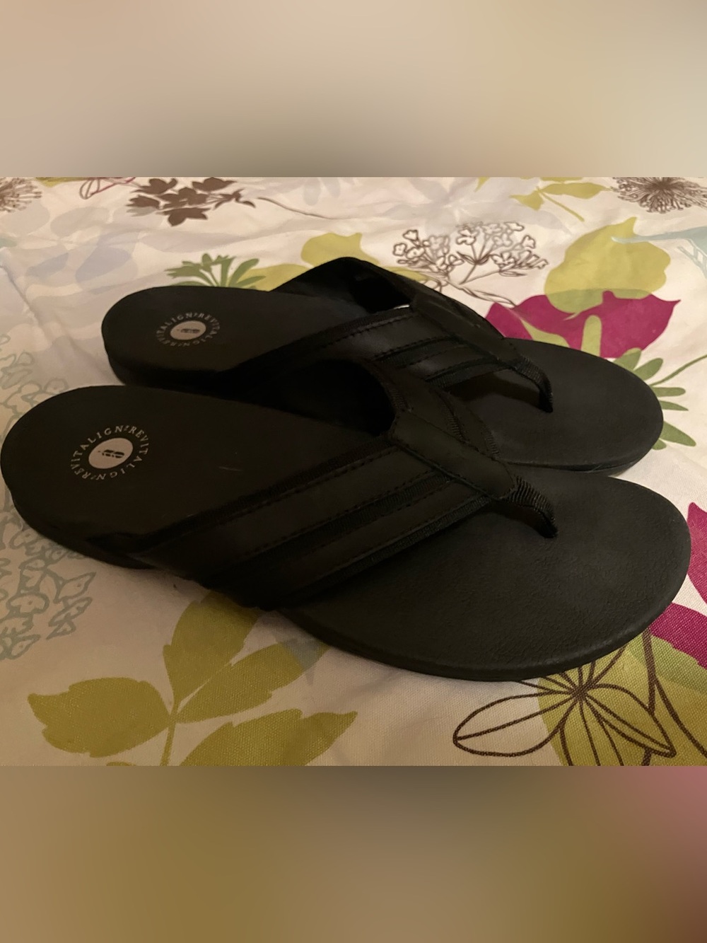 Revitalign black Slip-On Sandals size 10